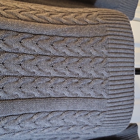 Lauren By Ralph Lauren Grey Cable Knit Crew Neck Cotton Sweater. - Picture 3 of 8